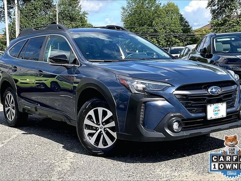 Certified 2024 Subaru Outback Premium AWD/4WD image 2