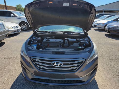 Used 2017 Hyundai Sonata Limited w/ Tech Package 03 FWD image 9