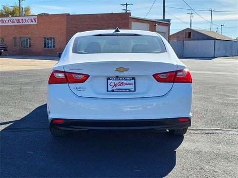 Used 2022 Chevrolet Malibu LS image 4