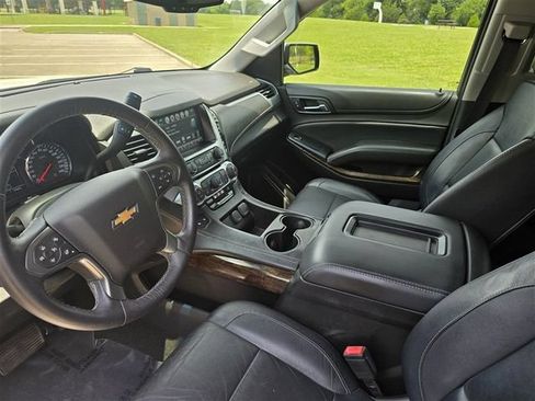 Used 2018 Chevrolet Tahoe LT AWD/4WD image 12