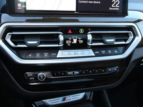 Used 2023 BMW X3 M40i w/ Premium Package image 30