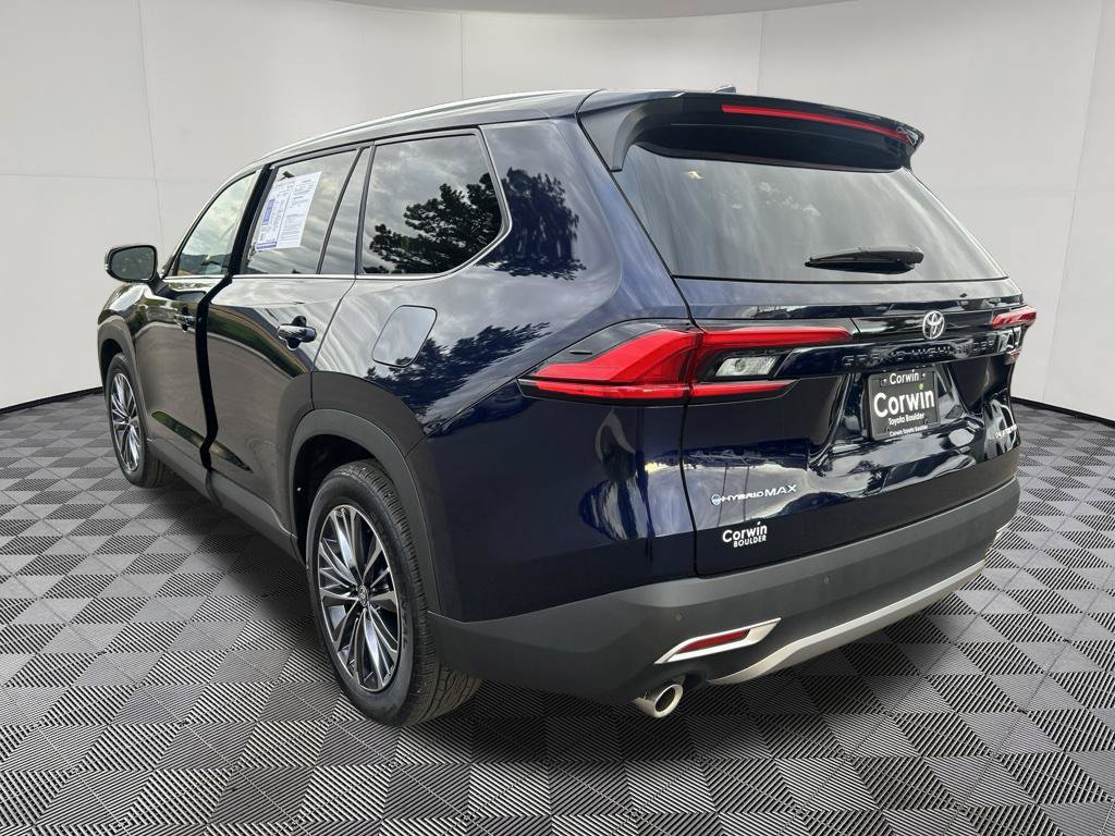 Used 2024 Toyota Grand Highlander AWD Hybrid image 5