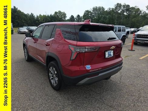Used 2026 Chevrolet Equinox LT AWD/4WD image 11