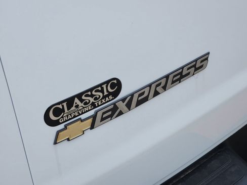 New 2025 Chevrolet Express 2500 w/ Driver Convenience Package image 8