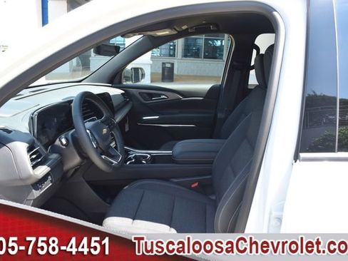 New 2026 Chevrolet Traverse LT w/ Driver Confidence Package image 15