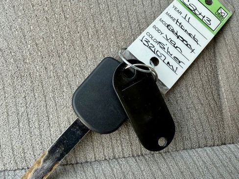 Used 2011 Honda Odyssey LX image 33