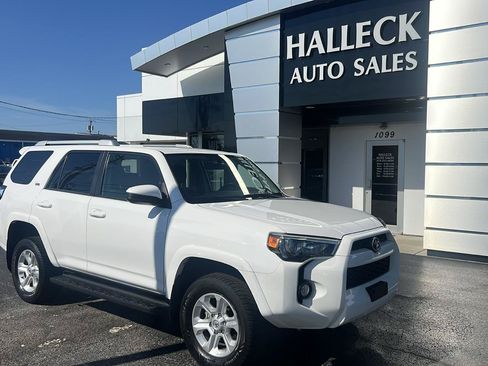 Used 2014 Toyota 4Runner 4WD image 7