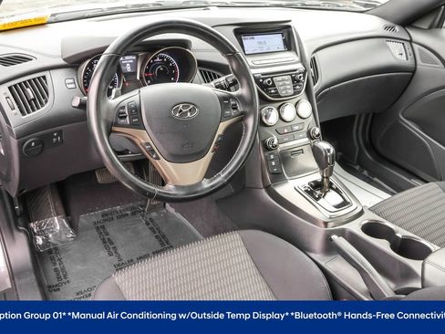 Used 2013 Hyundai Genesis 2.0T image 5