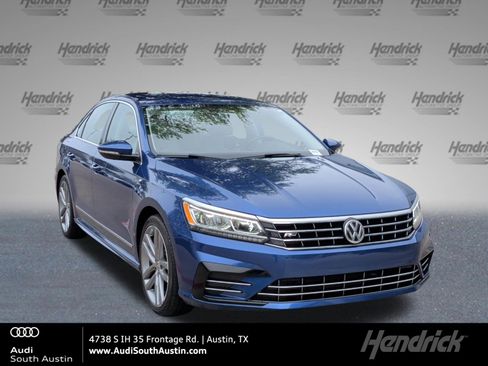 Used 2017 Volkswagen Passat 1.8T R-Line w/ R-Line Lighting Package image 1