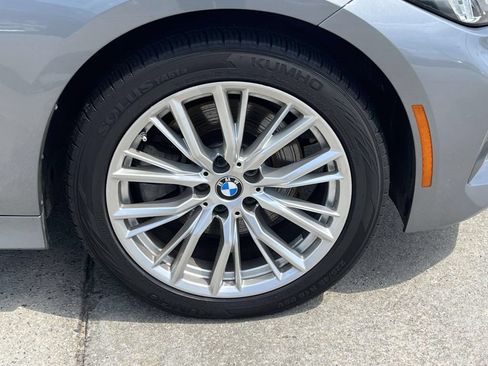 Used 2023 BMW 330i xDrive Sedan w/ Driving Assistance Package AWD/4WD image 9