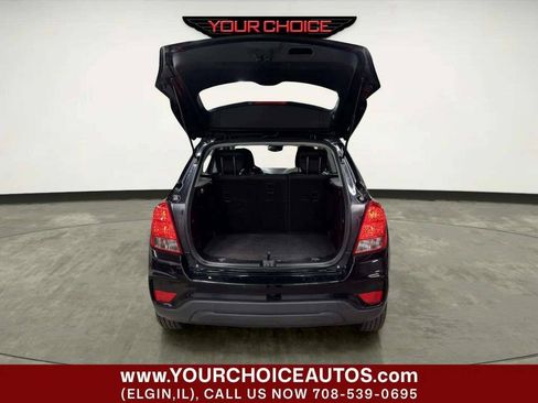 Used 2018 Chevrolet Trax LS FWD image 5