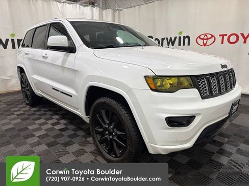 Used 2018 Jeep Grand Cherokee Altitude AWD/4WD image 1