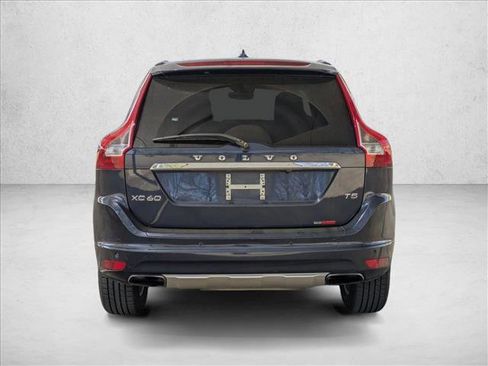 Used 2015 Volvo XC60 T5 Premier w/ Proximity Package image 6