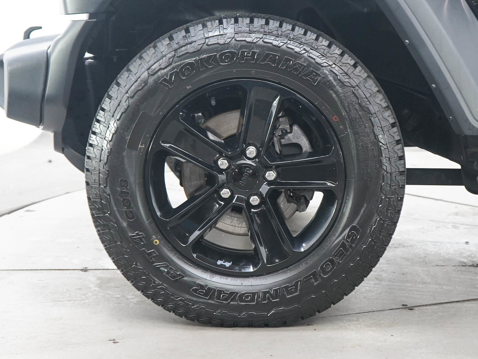 Used 2023 Jeep Wrangler Unlimited Sport AWD/4WD image 29