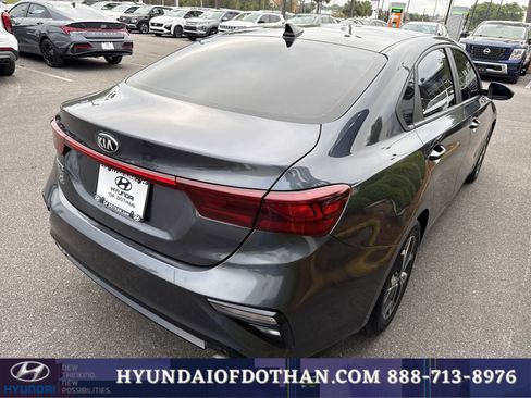 Used 2021 Kia Forte LXS image 4