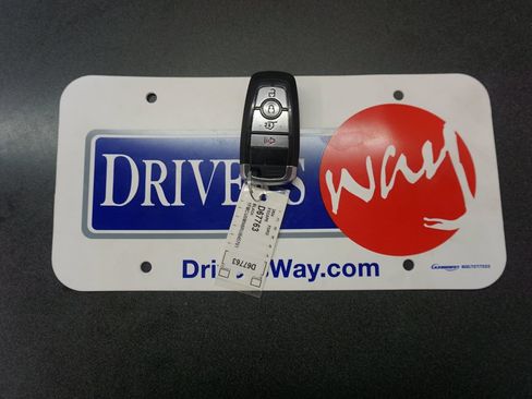 Used 2024 Ford Escape ST-Line w/ Tech Pack #1 FWD image 16