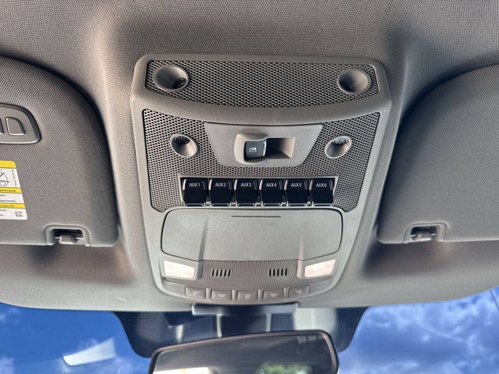 Used 2019 Ford F250 Lariat w/ Lariat Ultimate Package AWD/4WD image 19