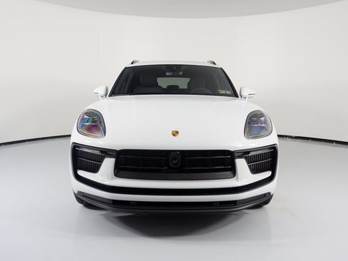 New 2026 Porsche Macan S image 10
