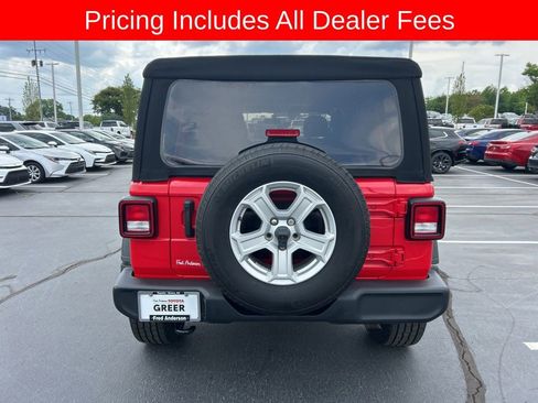 Used 2022 Jeep Wrangler Unlimited Sport AWD/4WD image 17