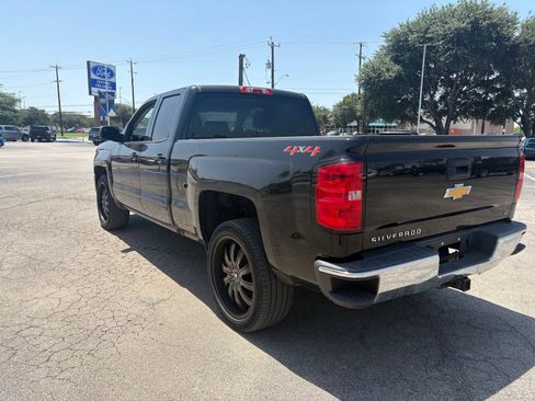Used 2018 Chevrolet Silverado 1500 LT w/ All Star Edition AWD/4WD image 3