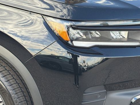 New 2026 Honda Pilot Sport image 10