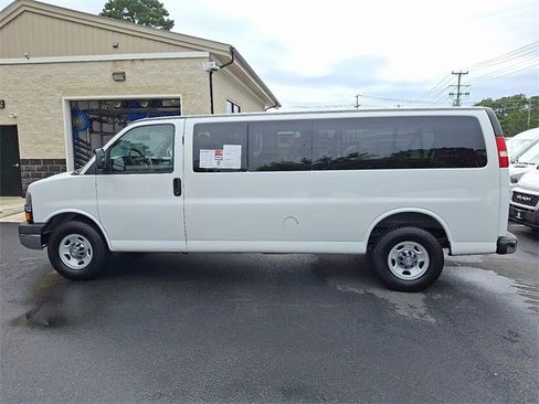 Used 2014 Chevrolet Express 3500 LT w/ LT Preferred Equipment Group image 5