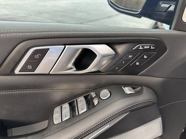 Used 2024 BMW ALPINA XB7 AWD/4WD image 58