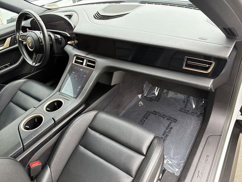 Used 2023 Porsche Taycan RWD image 29