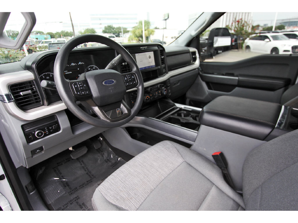 Used 2025 Ford F250 XLT w/ FX4 Off-Road Package AWD/4WD image 15