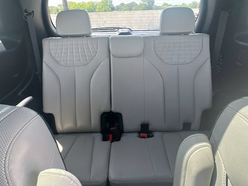 Used 2024 Hyundai Palisade Limited FWD image 35