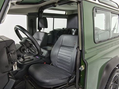 Used 1997 Land Rover Defender 90 AWD/4WD image 20