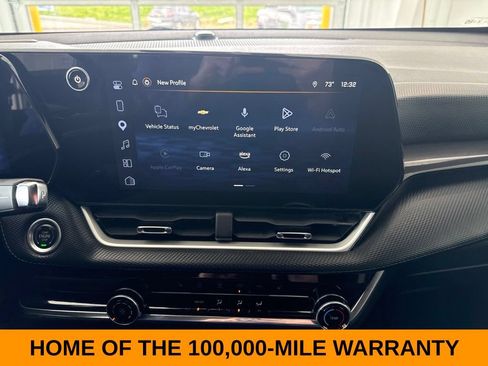 Used 2025 Chevrolet Equinox LT AWD/4WD image 11