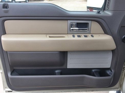 Used 2010 Ford F150 XLT image 11