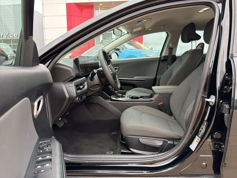 Used 2025 Kia K4 FWD image 13