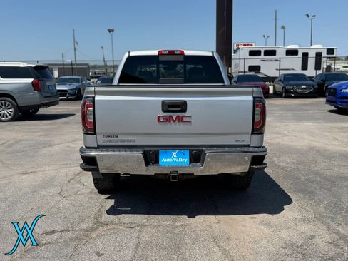 Used 2018 GMC Sierra 1500 SLT AWD/4WD image 7