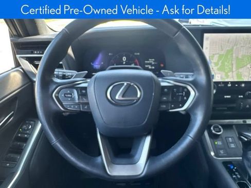 Used 2024 Lexus GX 550 w/ Accessory Package (2T) AWD/4WD image 10