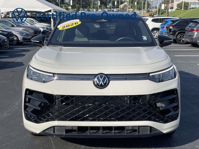 Certified 2026 Volkswagen Tiguan SE R-Line FWD image 2