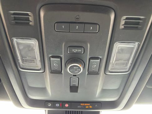 Used 2024 GMC Yukon Denali image 47