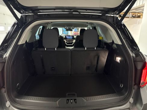 New 2026 Ford Explorer Active AWD/4WD image 30
