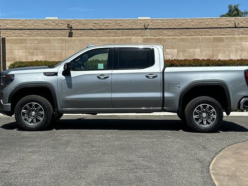 Certified 2025 GMC Sierra 1500 AT4 AWD/4WD image 8