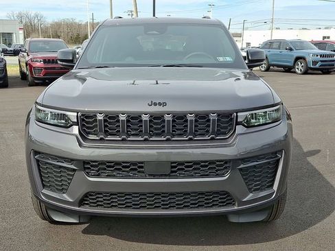 New 2026 Jeep Grand Cherokee Altitude AWD/4WD image 5