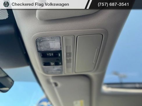 Used 2025 Honda Odyssey EX-L image 18