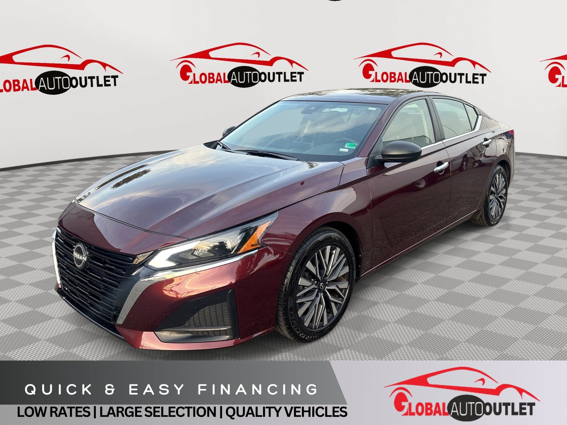 Used 2025 Nissan Altima 2.5 SV FWD image 1
