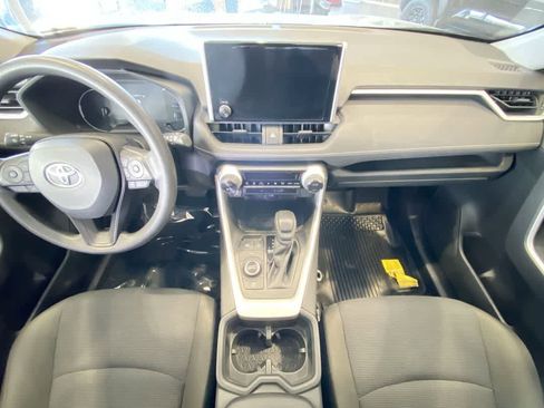 Used 2024 Toyota RAV4 LE image 23