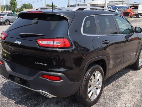 Used 2016 Jeep Cherokee Limited w/ Trailer Tow Group AWD/4WD image 6