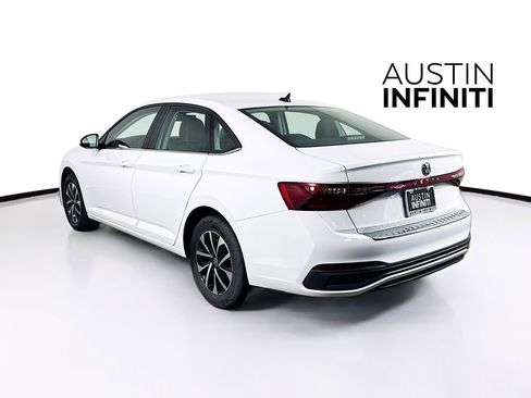 Used 2025 Volkswagen Jetta S image 5