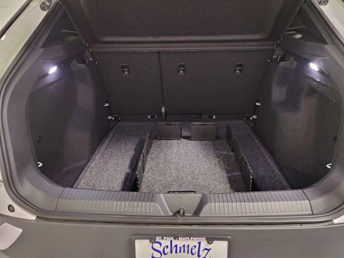 Certified 2024 Volkswagen ID.4 2WD image 12