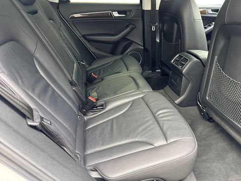 Used 2016 Audi Q5 2.0T Premium Plus AWD/4WD image 40