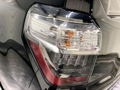 Certified 2024 Toyota 4Runner SR5 Premium w/ Moonroof Package AWD/4WD image 30
