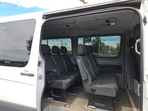 Used 2016 Mercedes-Benz Sprinter 2500 image 6